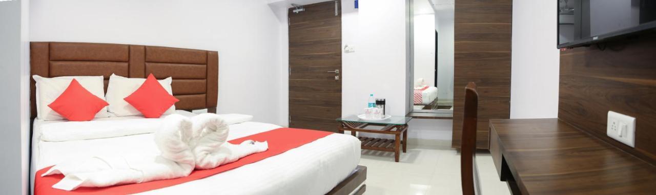 Hotel Apple Inn نافي مومباي المظهر الخارجي الصورة