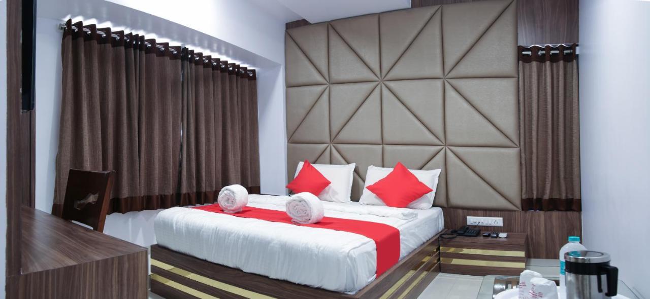 Hotel Apple Inn نافي مومباي المظهر الخارجي الصورة