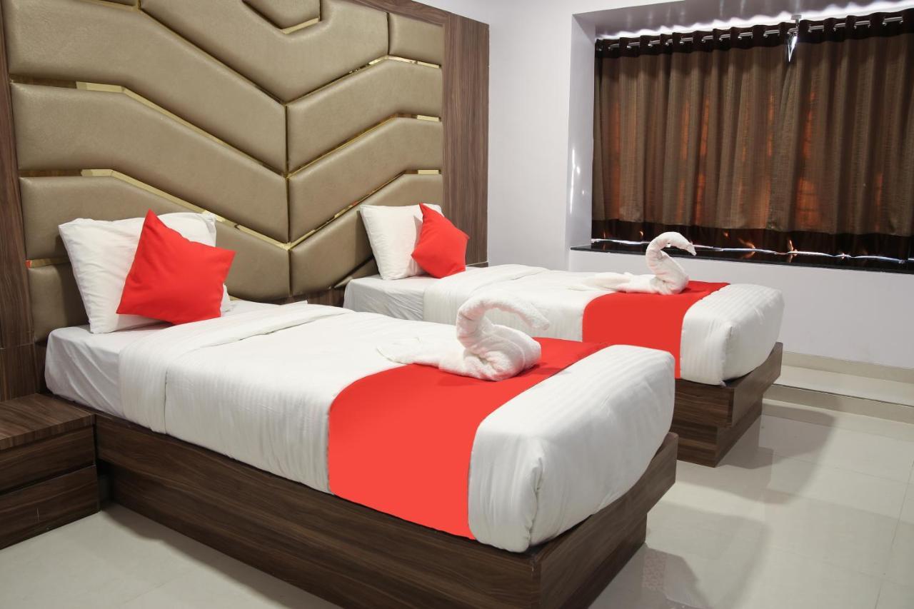 Hotel Apple Inn نافي مومباي المظهر الخارجي الصورة