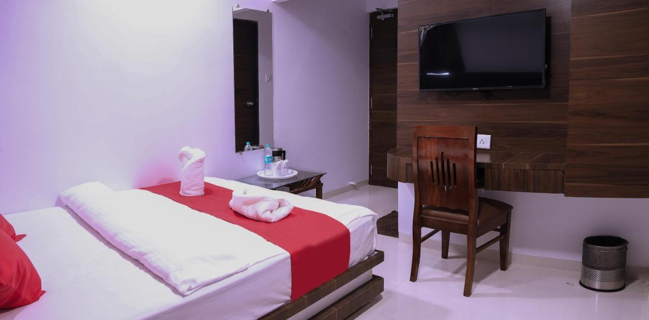 Hotel Apple Inn نافي مومباي المظهر الخارجي الصورة